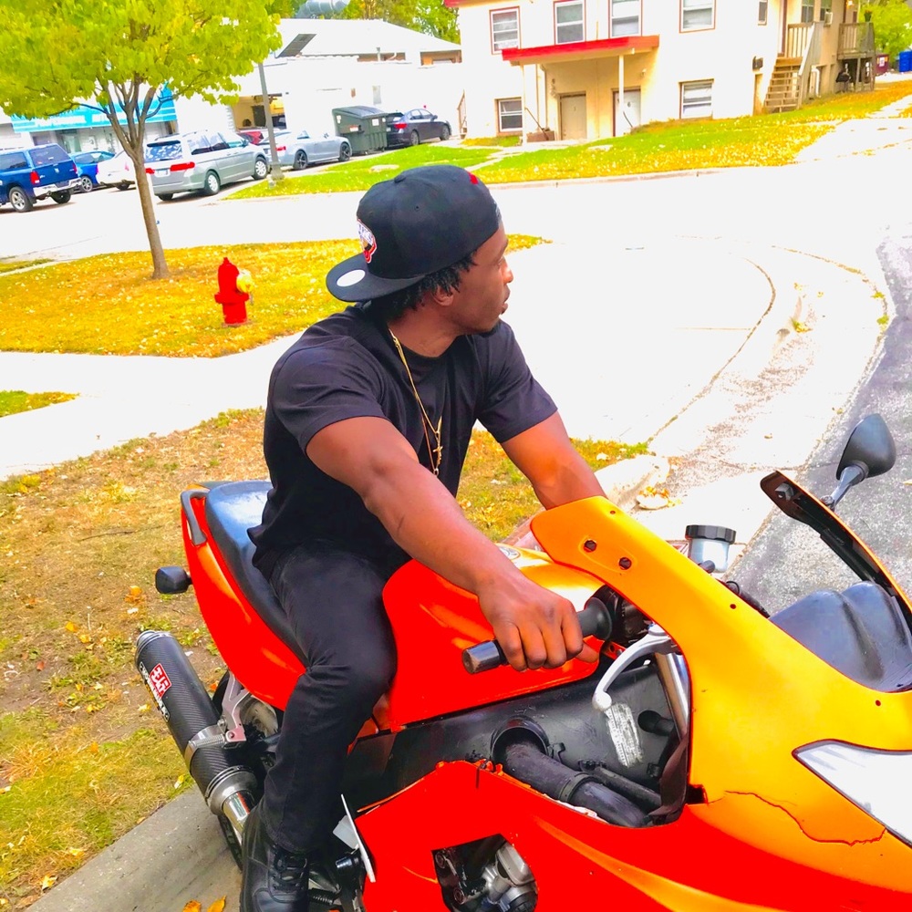 Meet your Posher, Lavon